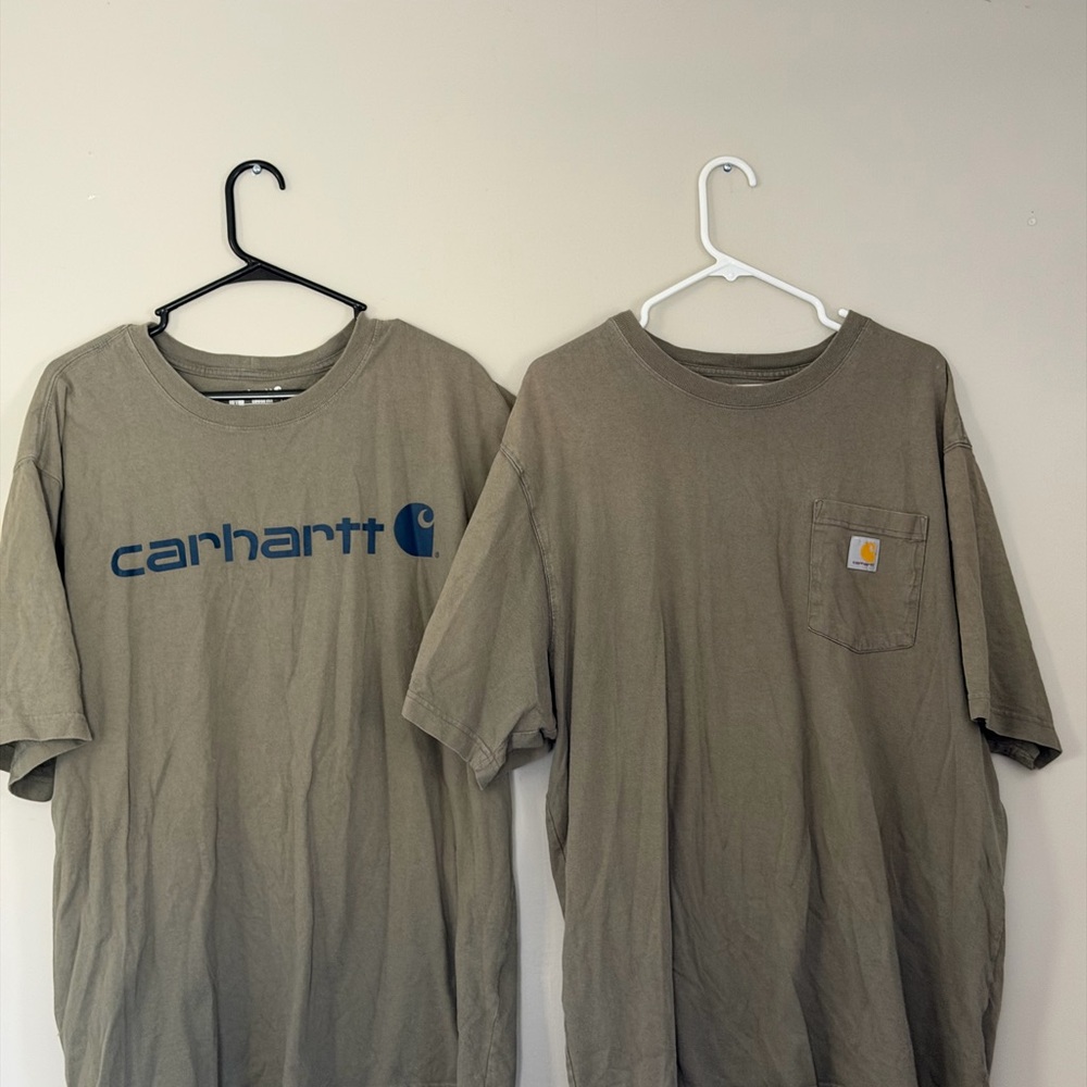 Carhartt Men's xl loose fit set of 2